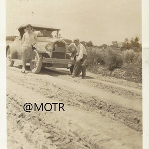 Vernacular Photo Somewhere in Wyoming Original Snapshot