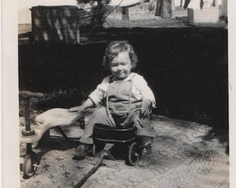 Found Photo "Laundry Day" Original Vernacular Snapshot Photograph