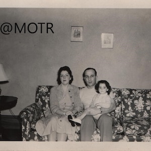 Vernacular Photo The Saddest Family On the Floral Couch Original Snapshot