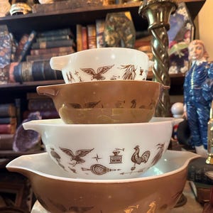 Set di ciotole Pyrex Cinderella in stile americano antico