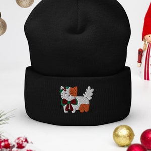 Christmas Cat Embroidered Beanie: Festive Holiday Accessory
