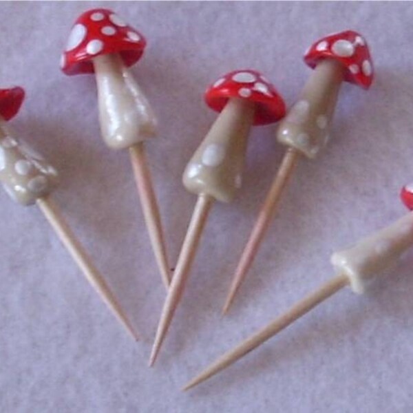 5 Little Mushroom Toadstool Plant Sticks for your Terrarium or Flower Pots Fimo and Sculpey