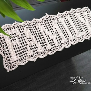 Tapete de crochet personalizado con nombre. Nombre, apellido, letra o palabra personalizados. Decoración para bodas. Regalos de aniversario y cumpleaños. Regalo tejido como reliquia familiar.