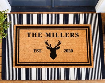 Personalized Deer Doormat with Family Name and Antlers, Custom Cabin Front Door Mat