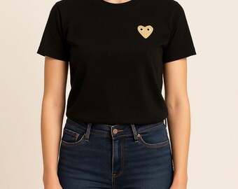 Comme Des Garçons PLAY Gold Heart T-shirt – Women's Medium – Made