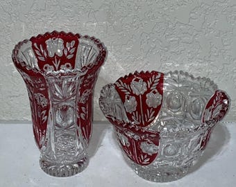 Juego de copas y cuencos vintage Anna Hutte Bleikristall de Alemania, de cristal de plomo con diseño floral en color rojo rubí.