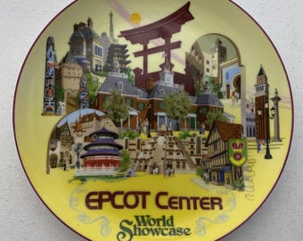 VTG Walt Disney World 1982 Epcot Center World Showcase Souvenir 9.5” Plate Japan