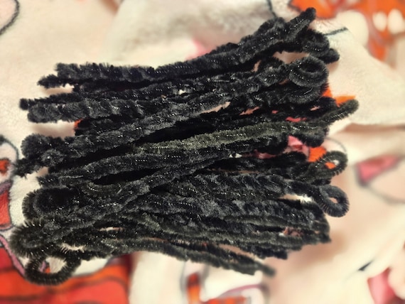Black pipe curlers