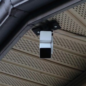 wyze pan cam v3 and v4 mount (ceiling mount) ok to use outside!