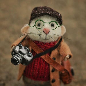 Mr. Mouse, Nadel gefilzte Vintage Fotograf Maus, Maus im Vintage Stil, Dekor Ornament, Herren mit Fotokamera, Maus im Outfit