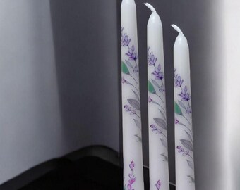 Świece stożkowe z motywem lawendy i kwiatów polnych/Zestaw świec stożkowych z motywem kwiatów zieleni/Świece stożkowe z motywem lawendy i kwiatów