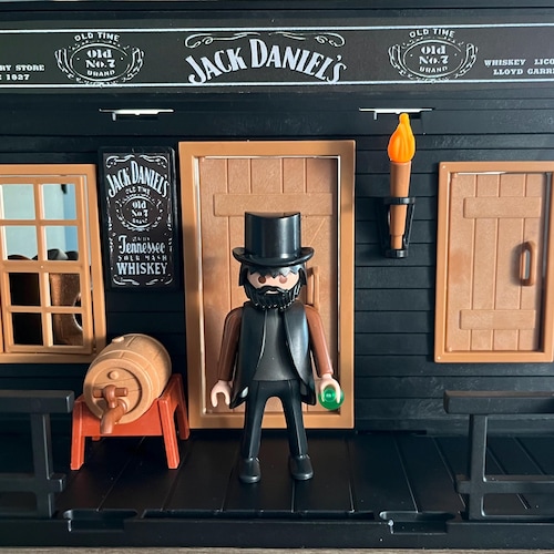 PLAYMOBIL MAISON WESTERN * Daily News Office * Journal . EUR 79,00 - FR PLAYMOBIL MAISON WESTERN * Daily News Office * Journal . EUR 79,00 - FR