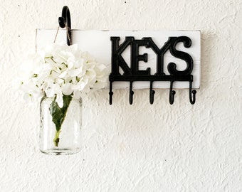 Country Cottage Farmhouse Key Shelf, Skeleton Key Hooks, Chic Farmhouse Wall Decor, Organizer, Hammered finish mason Jar with hydrangeas.