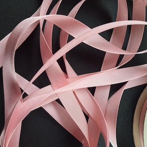 Vintage Frans grosgrain lint, jaren 30/40 - voorraad hoedenmakers - 5/8 inch roze