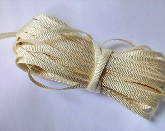 Vintage 1930's-40's French Silk Grosgrain Ribbon Milliners Stock 1/8 Inch Ivory