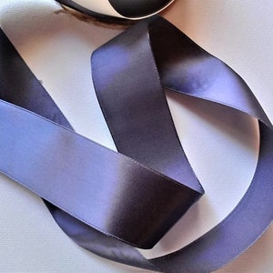 vintage années 1930-40's Français Rayon Satin Ribbon 1 1/2 Inch Steel Blue
