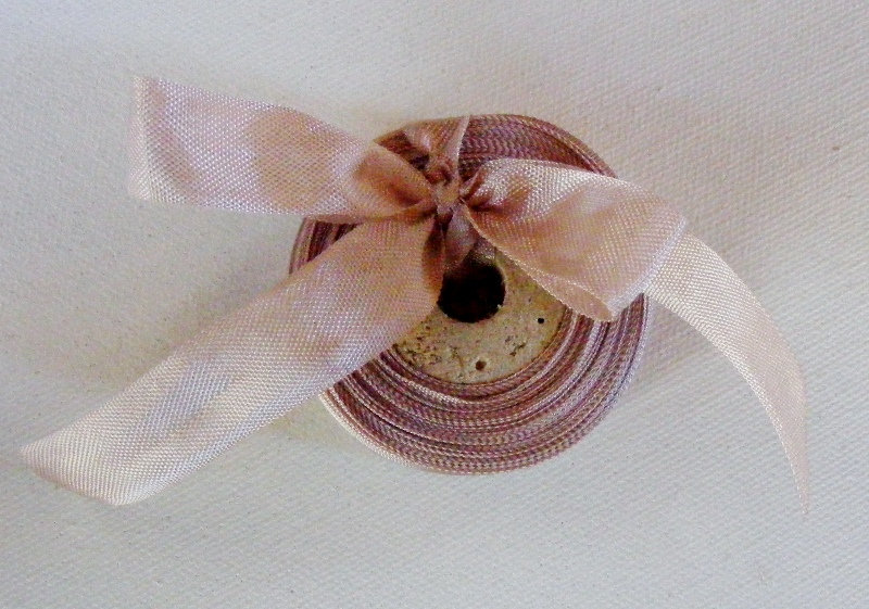 Vintage 1930's - 40's Französisches Band - Hutmacher Lager - 5/8 Zoll Wunderschönes Taupe Rosy Beige