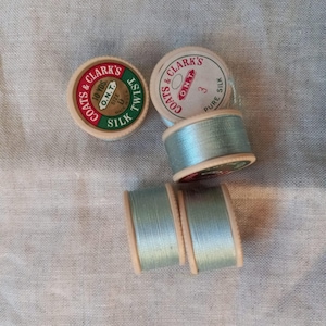 Antico cappotto anni '30-'40 in pura seta con ricamo a occhiello, bobina da 10 iarde, colore azzurro 3
