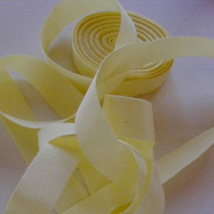 Vintage 1940's-50's Grosgrain Petersham Edge-Milliners Stock- 7/8 pollici Baby Yellow