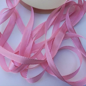Vintage 1930er Französische Webseide Satin 7/16 Zoll Pink