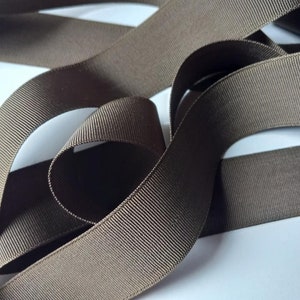 vintage 1930's-40's French Silk Grosgrain Ribbon Milliners Stock 5/8 pouces brun