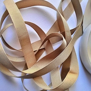 vintage années 1930-40's Français Silk Grosgrain Ribbon Milliners Stock 7/16 Inch Camel Tan