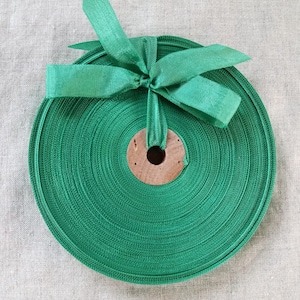 Nastro francese vintage anni '30-'40 intrecciato - Stock di modiste - 5/8 pollici Kelly Green