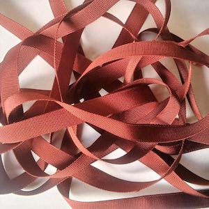 vintage années 1930-40 Français Silk Grosgrain Ruban Modners Stock 5/16 pouces Bright Rust