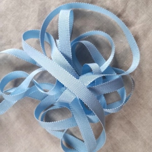 Nastro in grosgrain di Petersham in seta francese vintage degli anni '30 -'40 da 3/8 pollici blu polvere