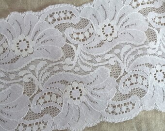 Vintage 1950's 5 1/4 Inch French White Lace