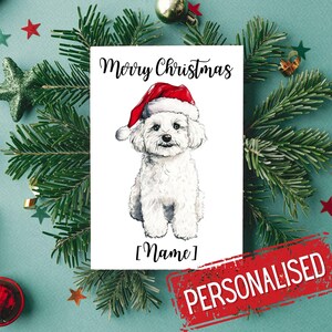 Tarjeta de felicitación navideña personalizada con un bichón frisé con gorro de Papá Noel, 5 x 7