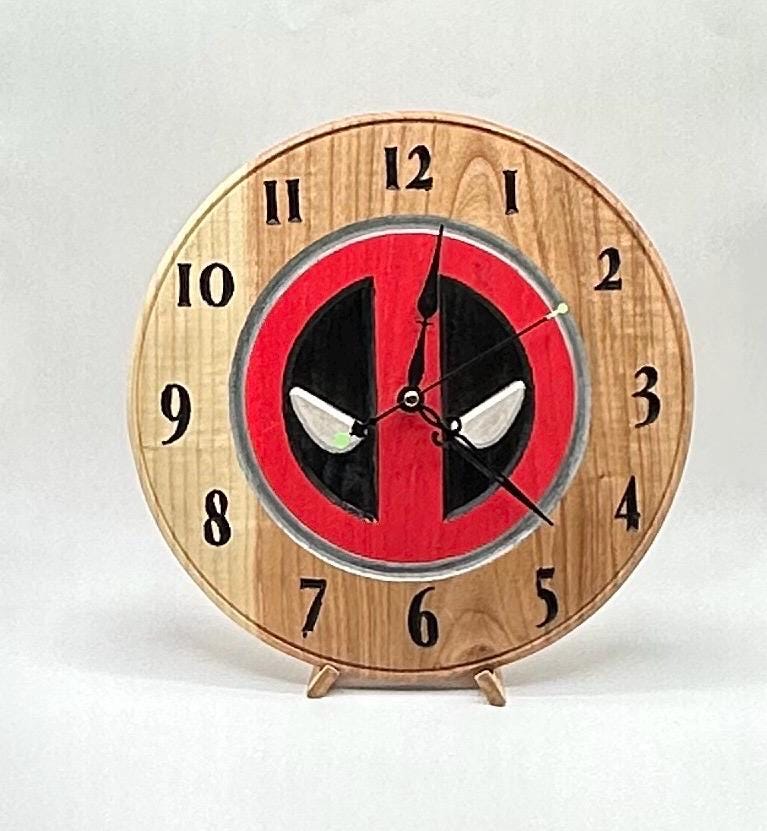 Horloges murales en bois découpé au laser | Déco moderne