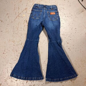 Insane wrangler flare boot cut Jeans image 5