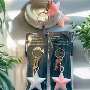 Starbucks Star Lid Stopper Keychain Pink White Glitter Coffee Cup Lid Tumbler Stopper Reusable New 2024