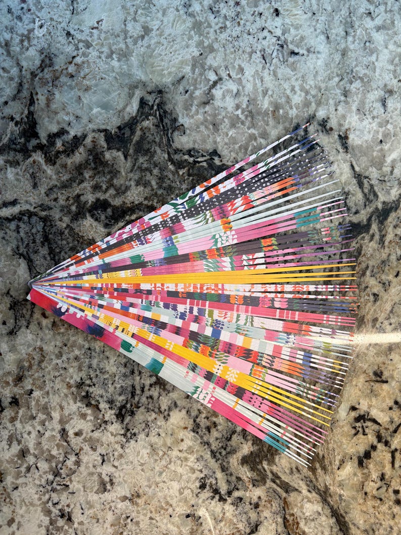Set of 5 paper bead rollers and 60 paper bead strips image 2