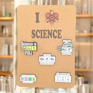 Science Fan - I Love Science - Science Fan - Science lover - Science teacher - science student - science pin badge brooches - science nerd