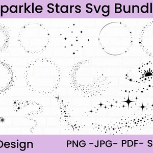 Op de afbeelding: Een set van 22 zwart-witte SVG-ontwerpen met glinsterende sterren. De ontwerpen omvatten sterren, swirls en cirkels. De tekst "Sparkle Stars Svg Bundle" en "22 Design" staan bovenaan en onderaan de afbeelding. De tekst "PNG - JPG - PDF - SVG" staat onderaan de afbeelding.