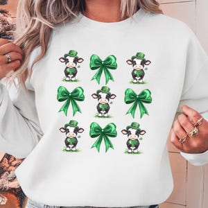 St Patrick&#39;s Day Highland Cow Sweatshirt, Retro St Patricks Shirt, St Patrick&#39;s Day Shirt, Shamrock Sweatshirt, Western St Patricks Shirt
