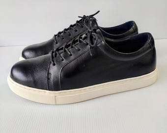 Zapatillas negras de piel auténtica