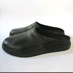 Genuine leather thick sole clog sandals for men and women.