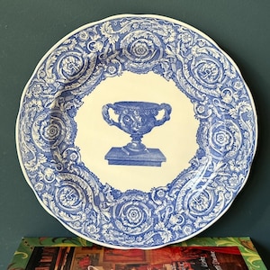 Spode Blue Room Collection Warwick Vase (wall) plate