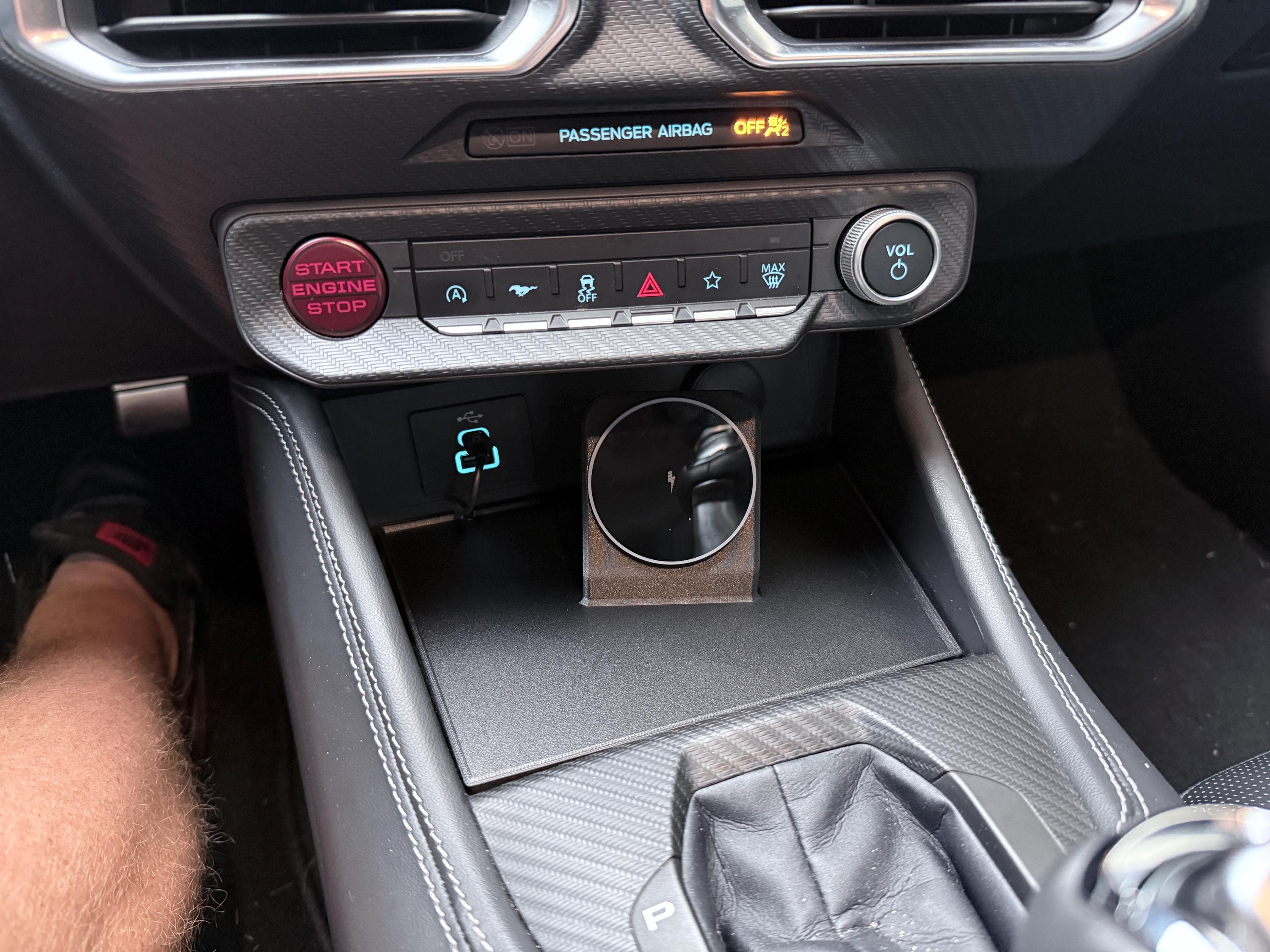 S650 Mustang Wireless Charger 2024+ , Patent Pending - Etsy