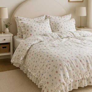 White Lace and Ruffle Cotton Bedding Set, Romantic King Size Duvet Cover, Boho Botanical Spring Bedding, Luxury Set with Ruffle Pillows