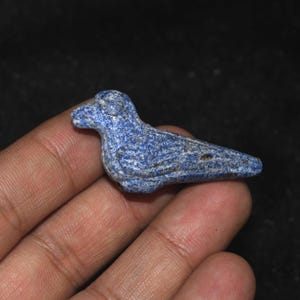 Large Ancient Near Eastern Lapis Lazuli Stone Amulet In good condition
