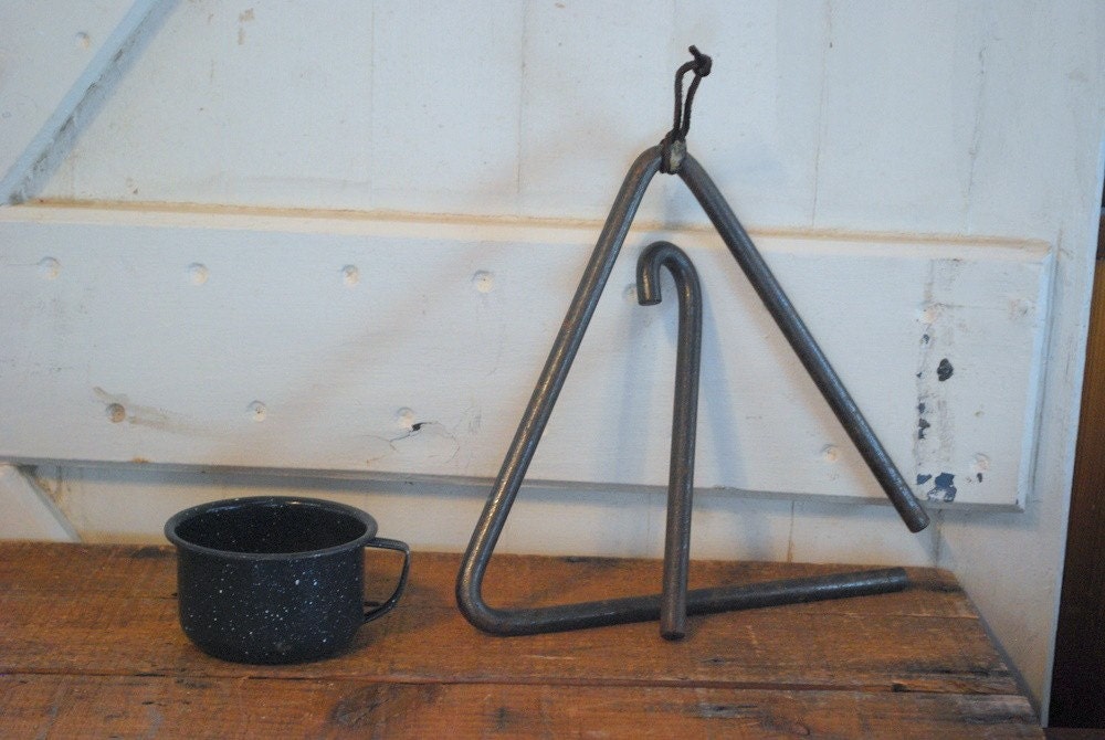 Vintage Iron Triangle Dinner Bell and Ringer Etsy