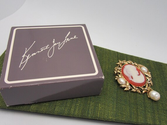 Vintage AVON Brooch: Kenneth Jay Lane Faux Cameo … - image 5