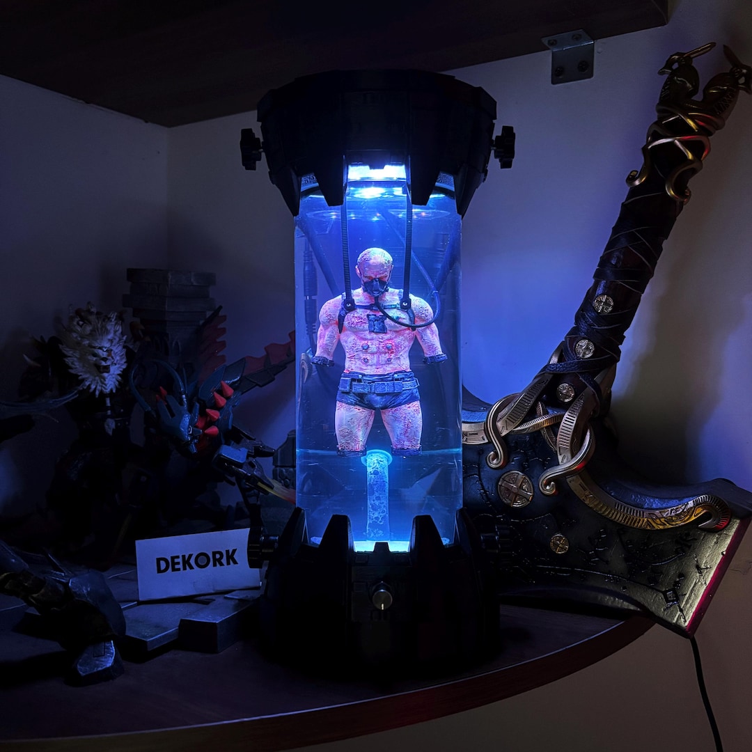 Sith Lord in Healing Chamber Lamp - Etsy