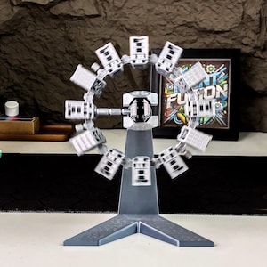 Interstellar Endurance 3D Printed Model, Space Exploration Display Piece for Movie Fans, Unique Holiday Space Lover Gift Rangers and Landers image 10