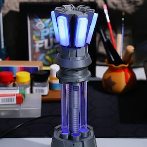 Torre Prisma de Alerta Roja coleccionable: decoración de escritorio retro PLA impresa en 3D, torre de defensa, pieza de exhibición para un regalo único de Navidad para gamers. imagen 7