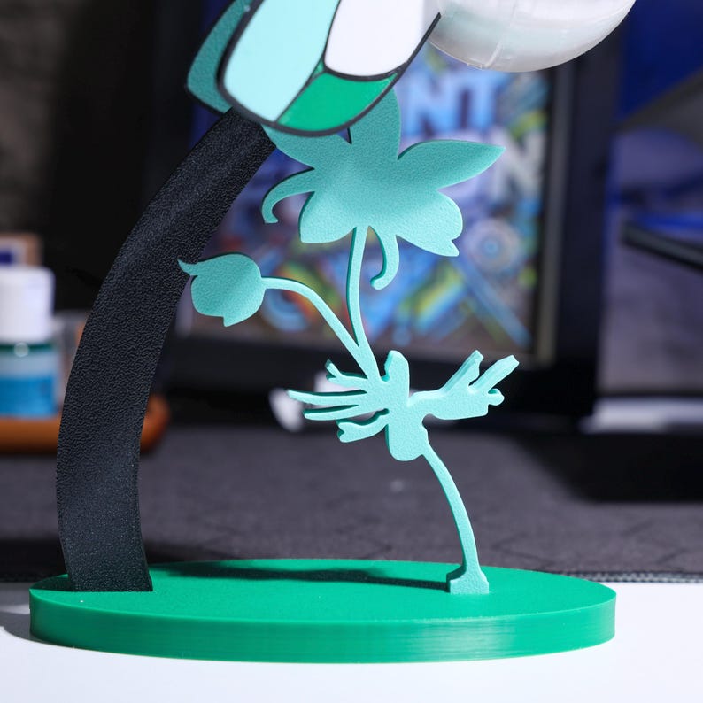 LED night light with magnetic switch, Zelda-inspired fairy design for gamers, 3D printed eco-friendly PLA material, perfect as a gift for Zelda fans, unique bedroom decor, and a fun addition to Christmas holiday decorations.